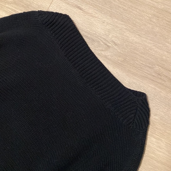 GAP Black Knit Sweater - Picture 4 of 5